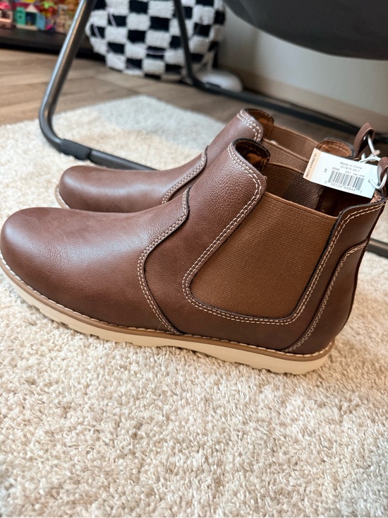 Old Navy Other - Old Navy Brown Kids Chelsea Boots